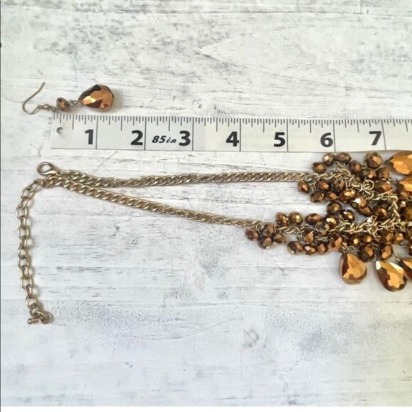 Copper tone beaded statement necklace and earrings set - Picture 4 of 13
